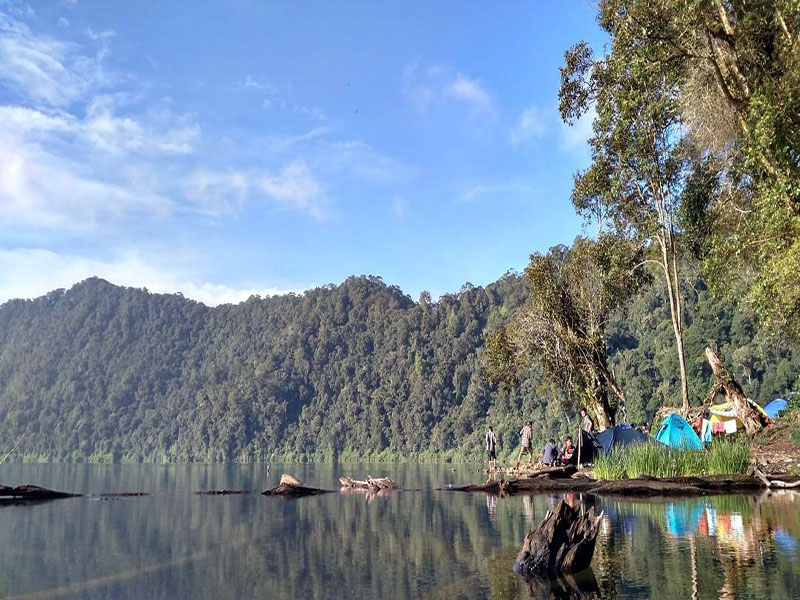 Danau Gunung Tujuh Danau Gunung Tujuh